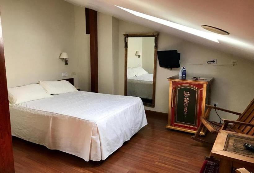 Microtel Placentinos