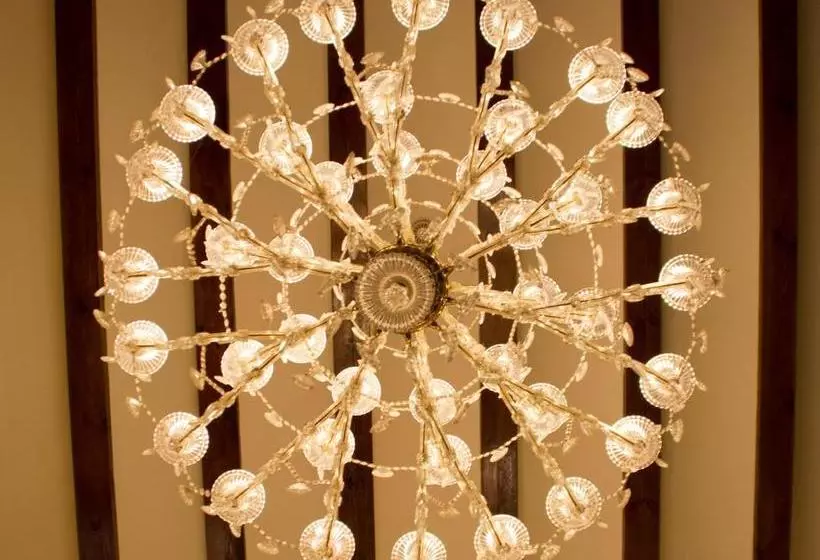 Microtel Placentinos