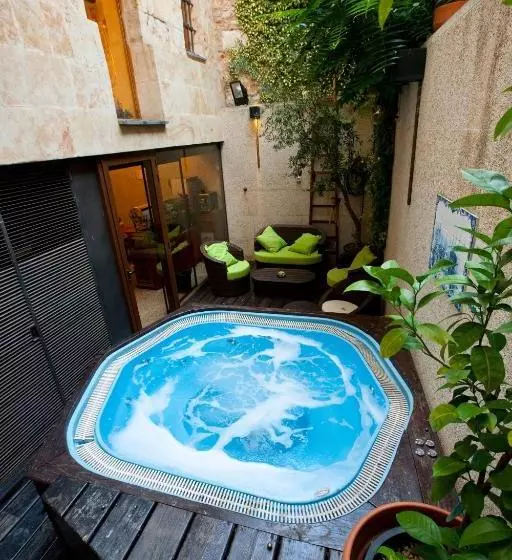 Microtel Placentinos