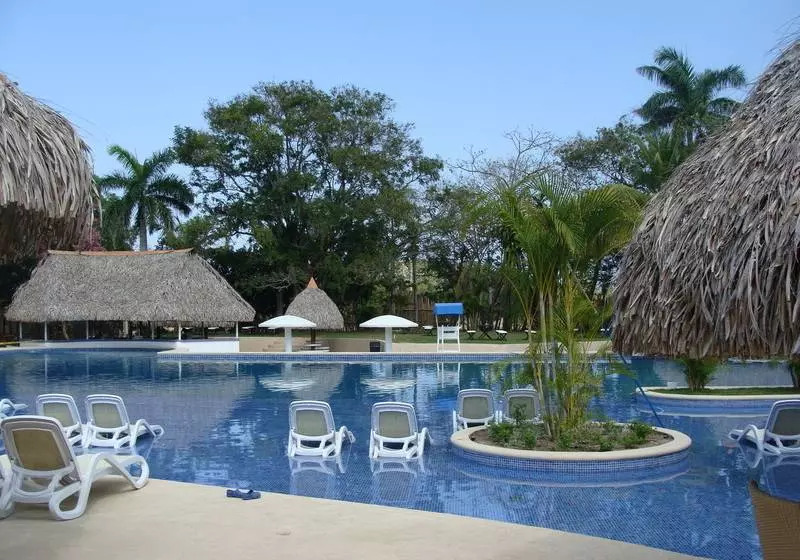 استراحتگاه Suite Privada En Coronado Luxury Club & Suites