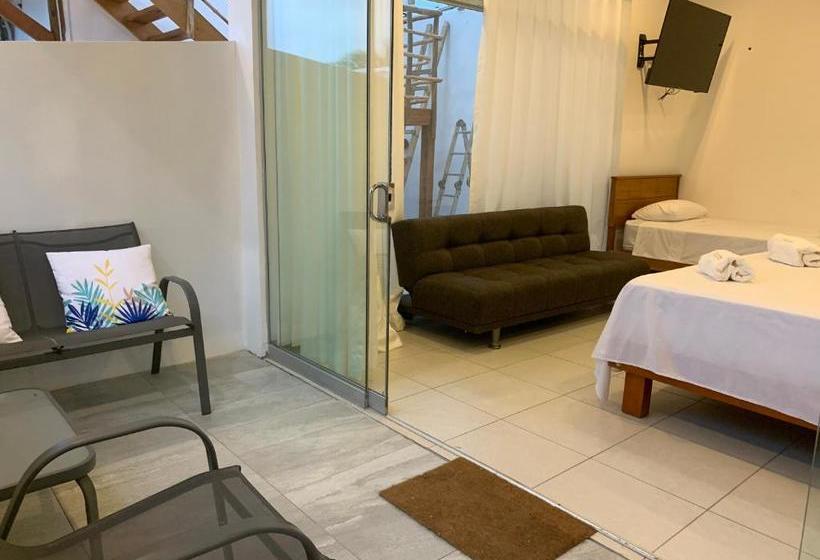 בית מלון כפרי Quitumbe Sea Lodge   Zorritos