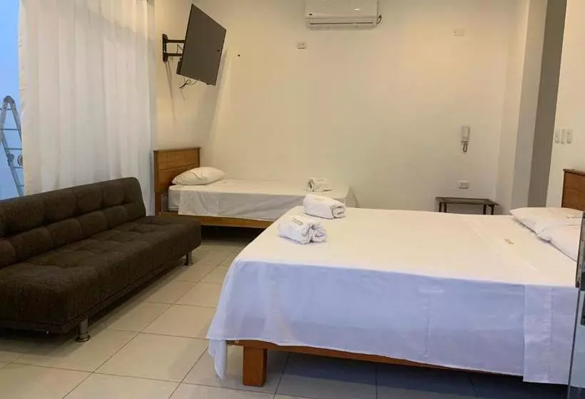 ホテル Quitumbe Sea Lodge   Zorritos