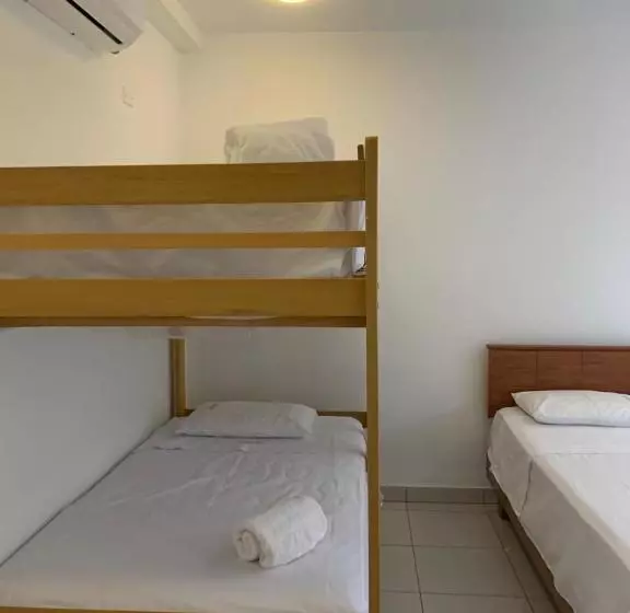 ホテル Quitumbe Sea Lodge   Zorritos