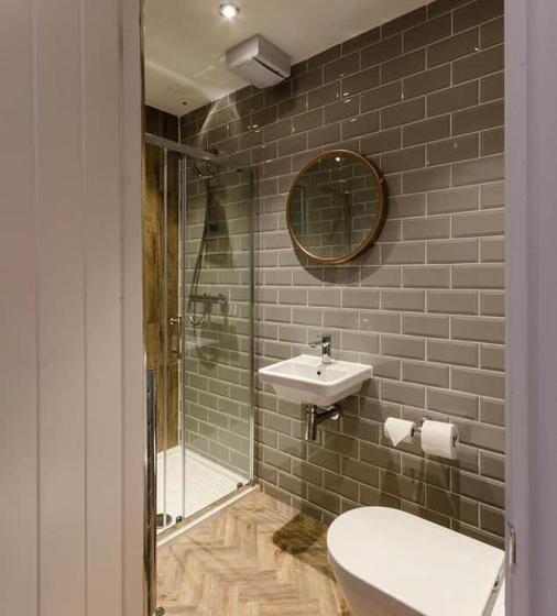 Sweeney Apartments & Rooms