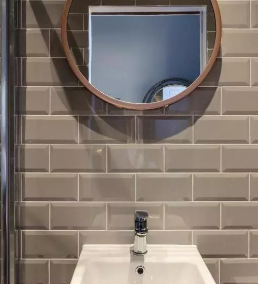 Sweeney Apartments & Rooms