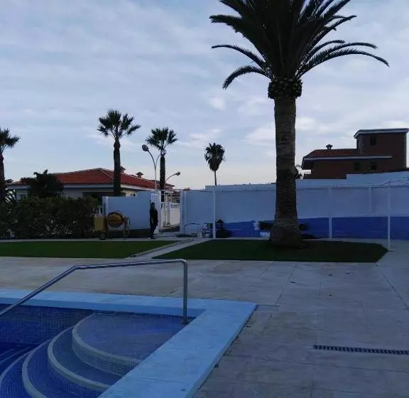 ベッドアンドブレックファースト Donde Brilla El Sol