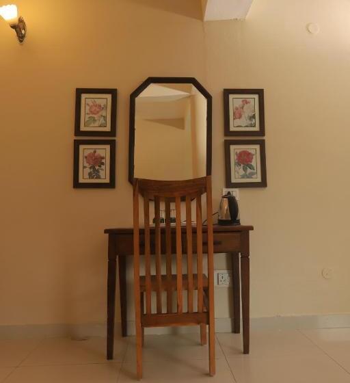 هتل Hideaway By Aahma