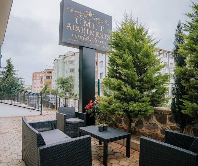 Umut Apartments