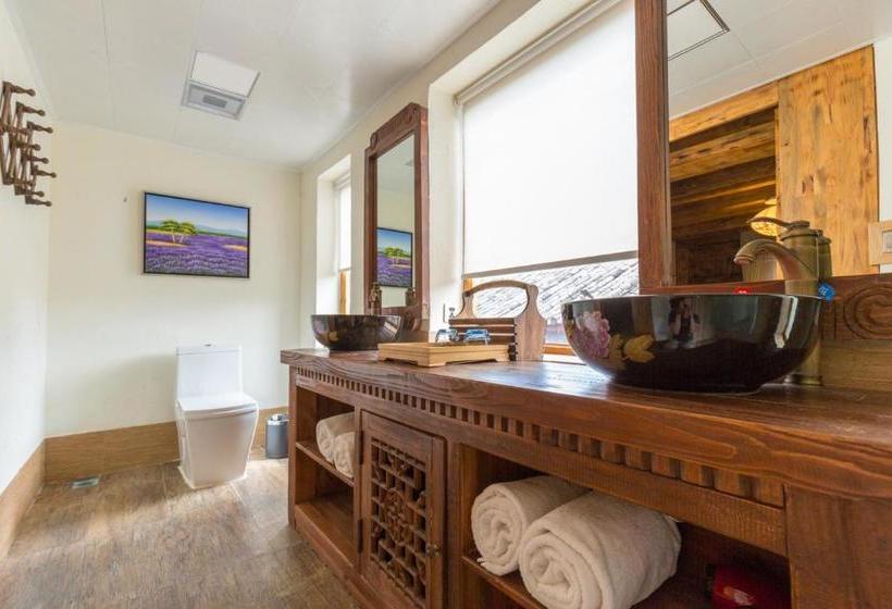 فندق Lijiang Eoutfitting Boutique