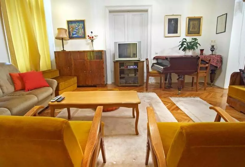 Hostel Residence