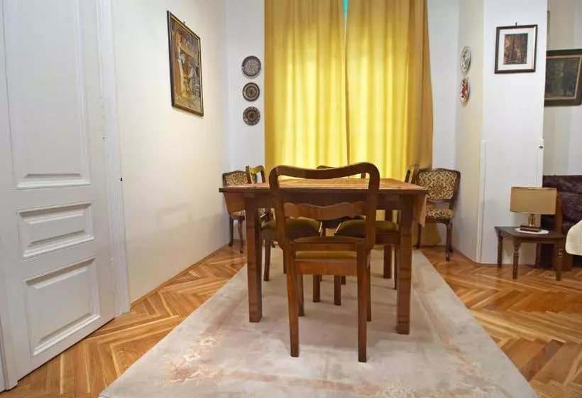 Hostel Residence