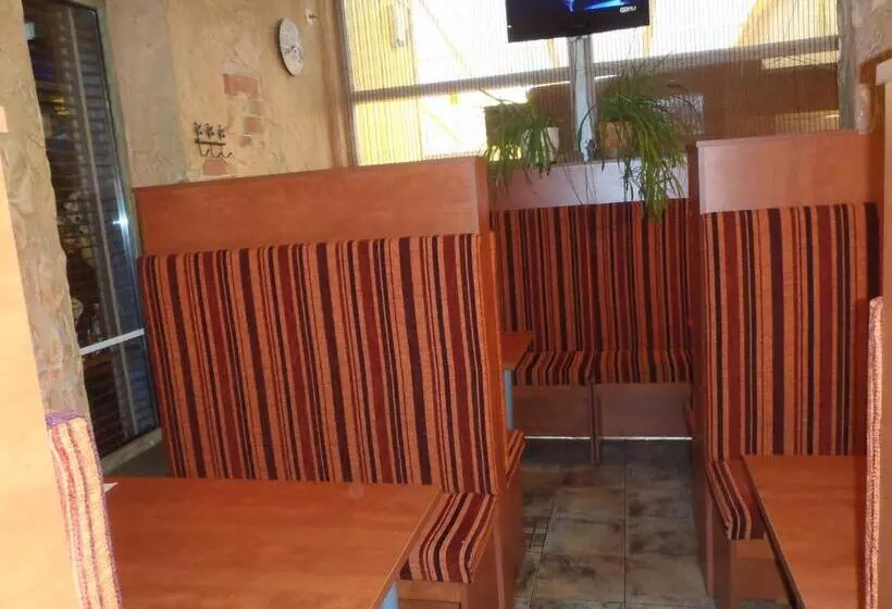 پانسیون Geltona