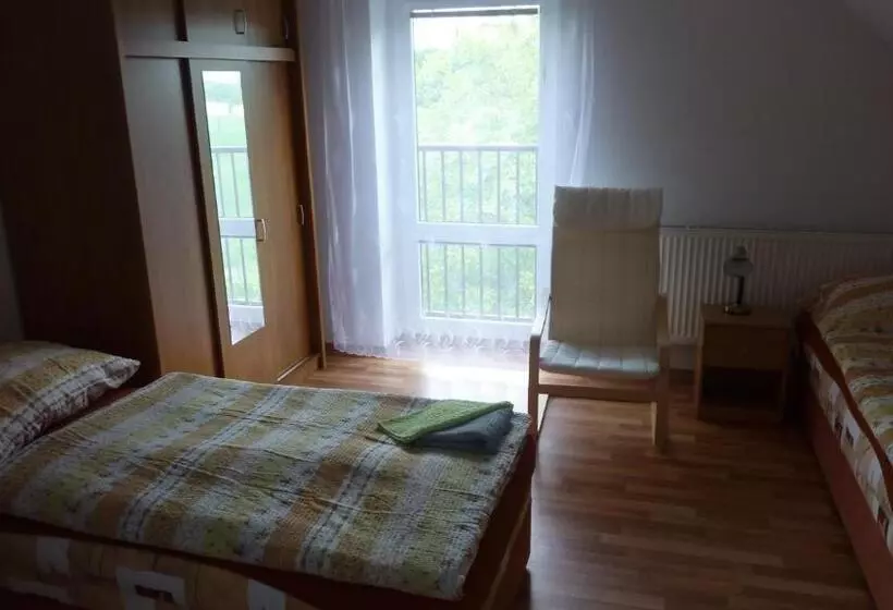 Majatalo Penzion Slávka