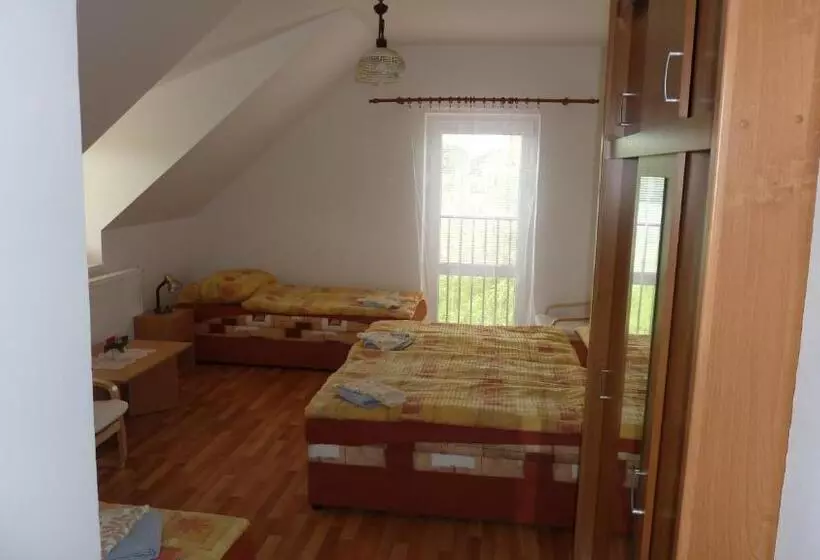 Majatalo Penzion Slávka