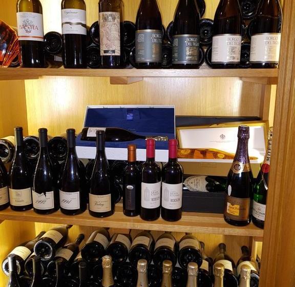 فندق Ristorante Albergo Roma