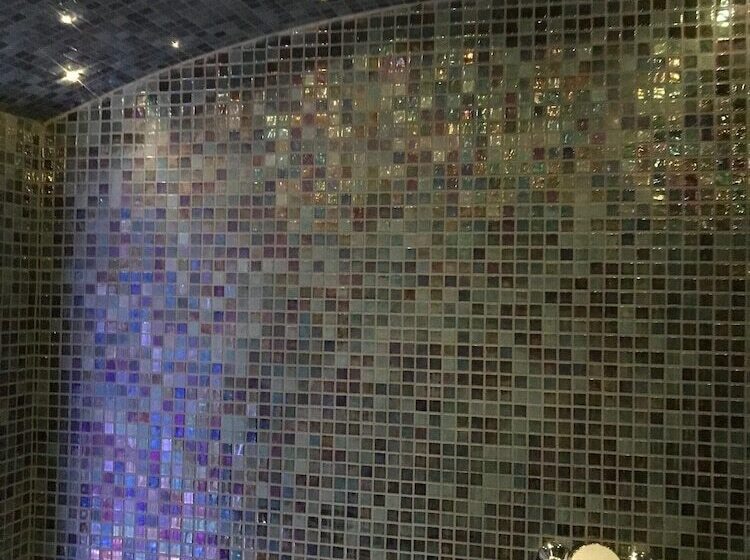 هتل La Villa Port D Antibes & Spa