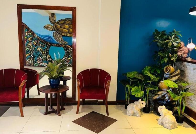 هتل Victoria Palms