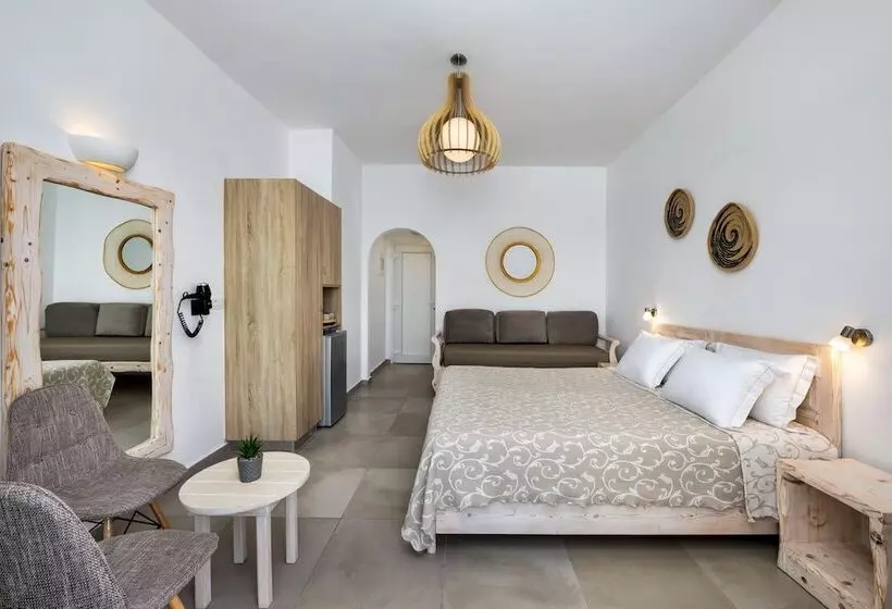 Hotelli Villa Thiranthemis   Adults Only