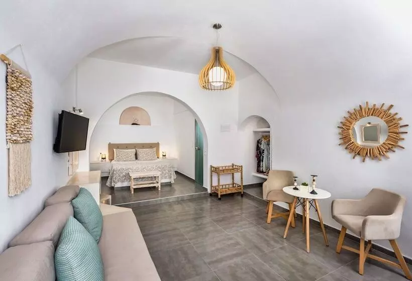 Hotelli Villa Thiranthemis   Adults Only