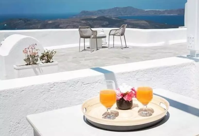 Hotelli Villa Thiranthemis   Adults Only