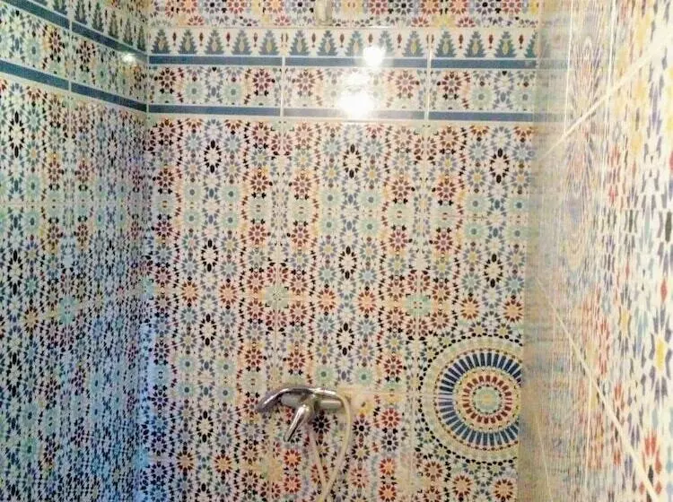 Riad Chao Mama Guesthouse   Hostel