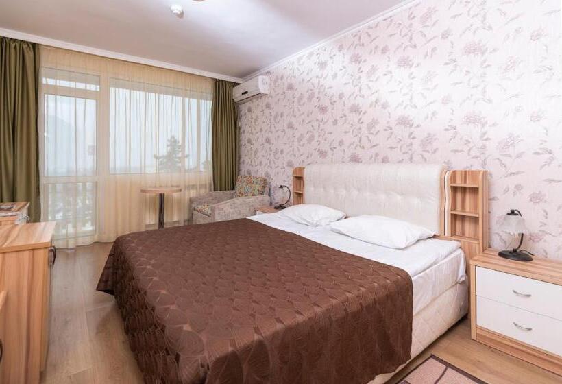 Balneo & Spa Hotel Aura