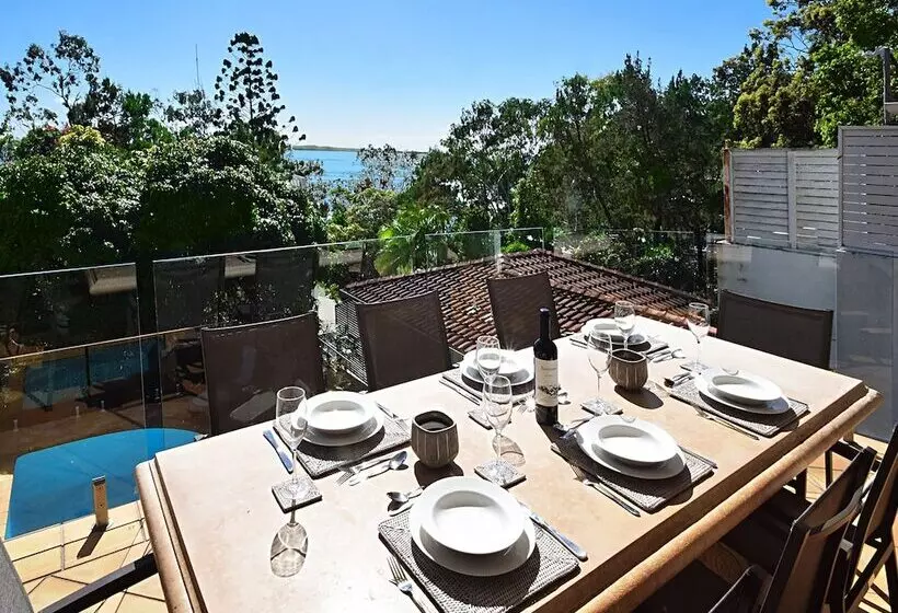 Cuvee Noosa