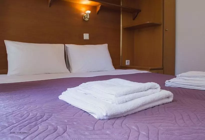 Daliani Cozy Studios