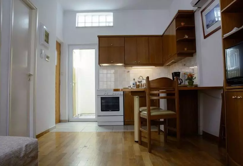 Daliani Cozy Studios