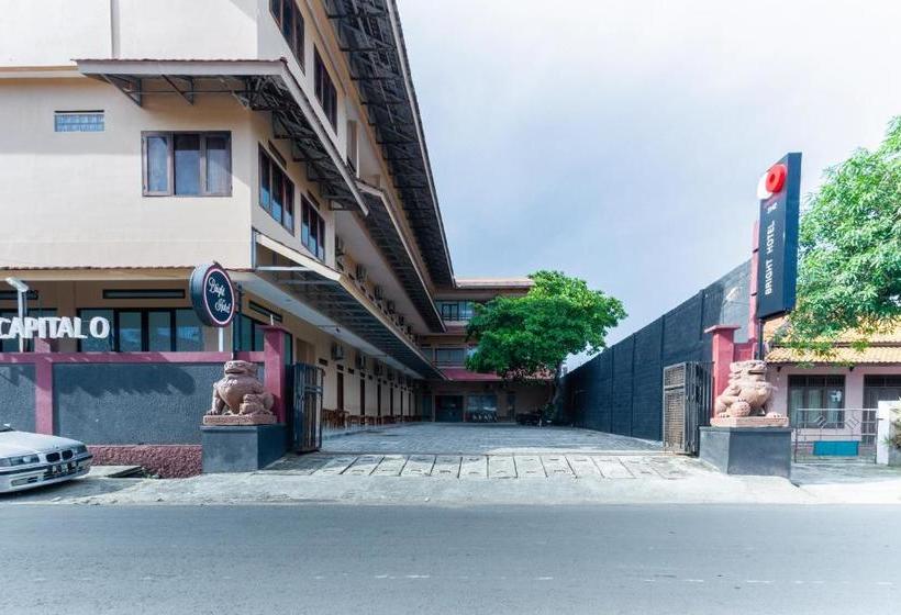 Hotel Capital O 3142 Bright