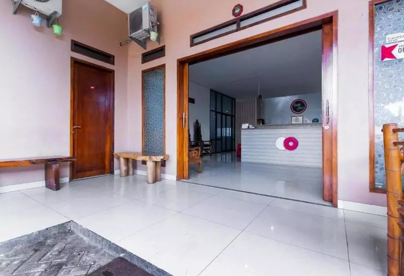 Hotel Capital O 3142 Bright