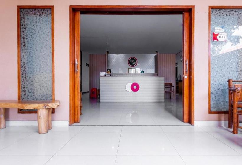 Hotel Capital O 3142 Bright