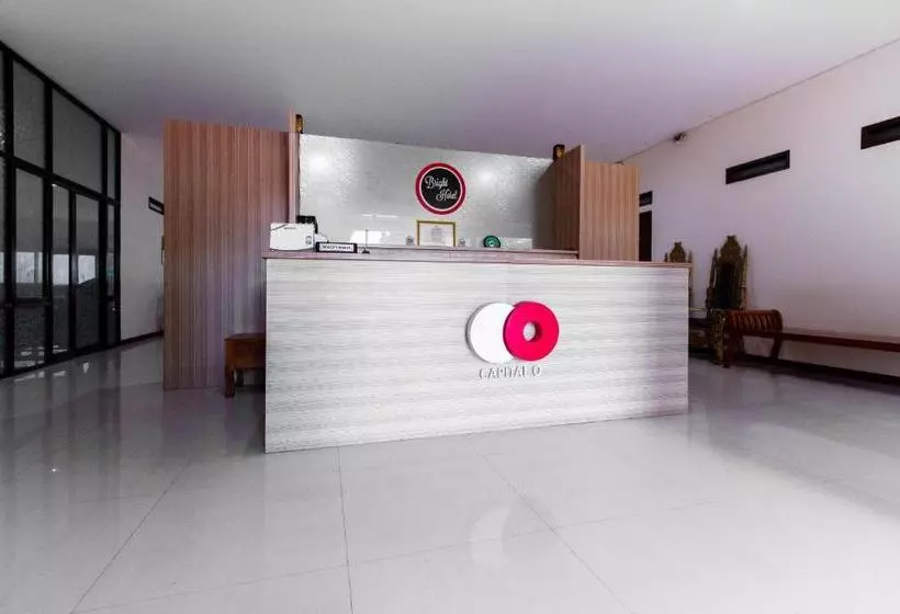 Hotel Capital O 3142 Bright