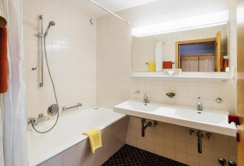 ホテル Komperdell