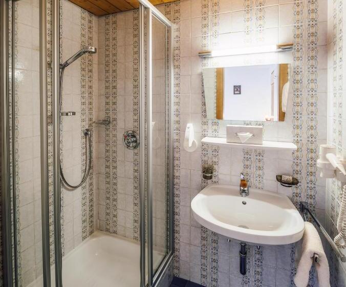 ホテル Komperdell