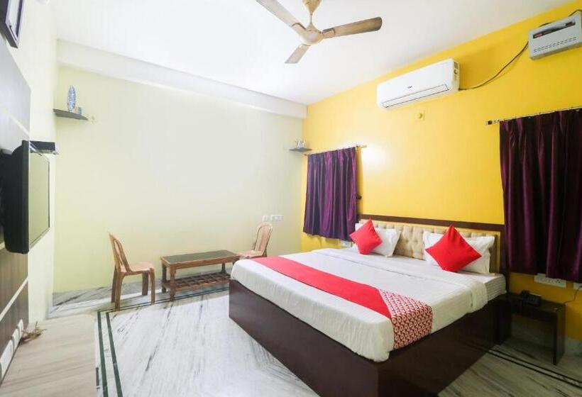 Hotel Oyo 67672 Devi Residency