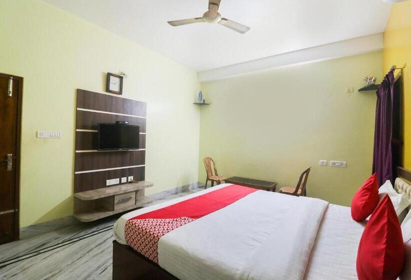 Hotel Oyo 67672 Devi Residency