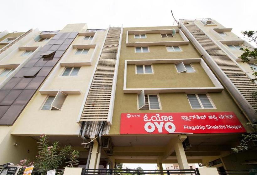 호텔 Oyo 69232 Sr Ankura Residency