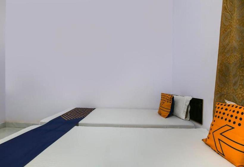 هتل Spot On 43466 Sangeeta Palace