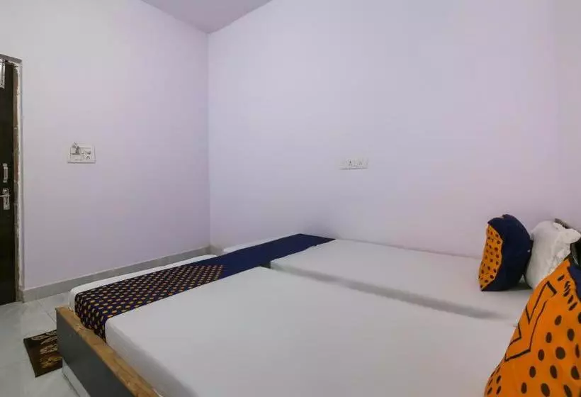 ホテル Spot On 43466 Sangeeta Palace