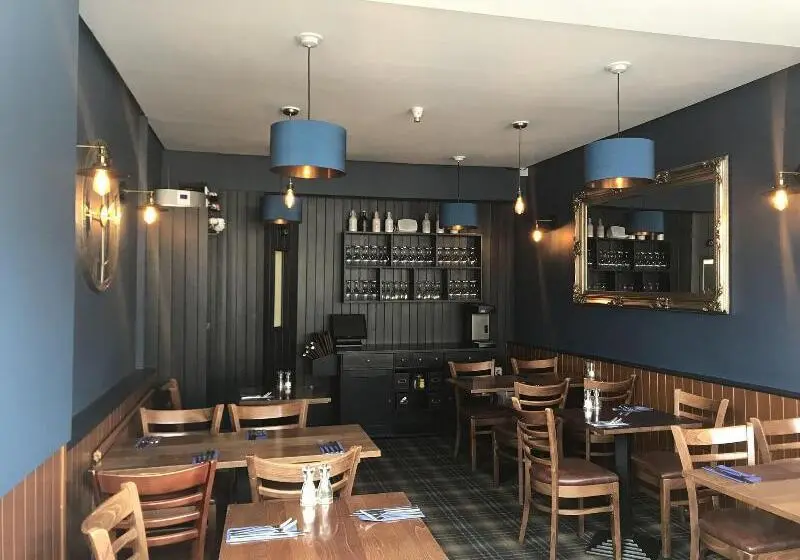 Aberdour Hotel, Stables Rooms & Beer Garden