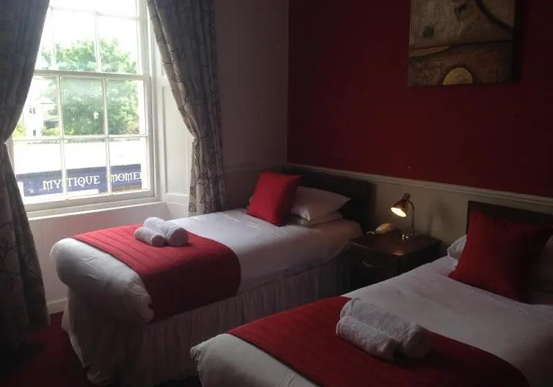 Aberdour Hotel, Stables Rooms & Beer Garden