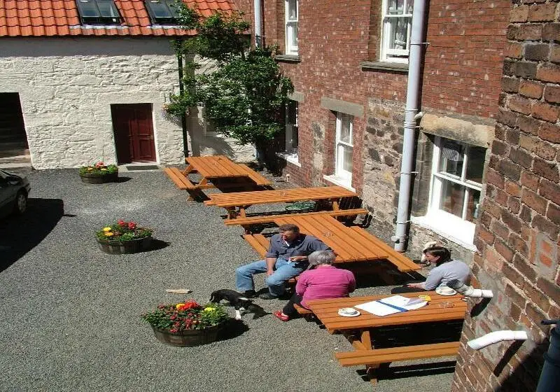 Aberdour Hotel, Stables Rooms & Beer Garden