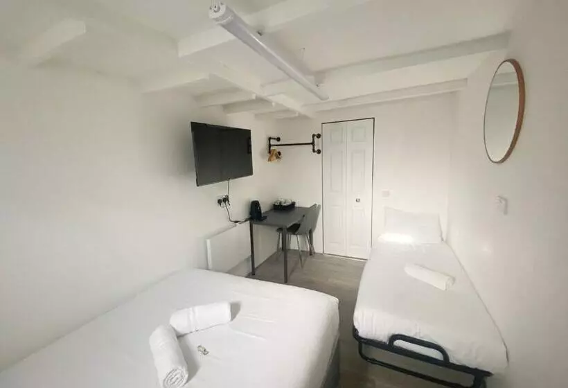 Hotelli Anchor Guest House