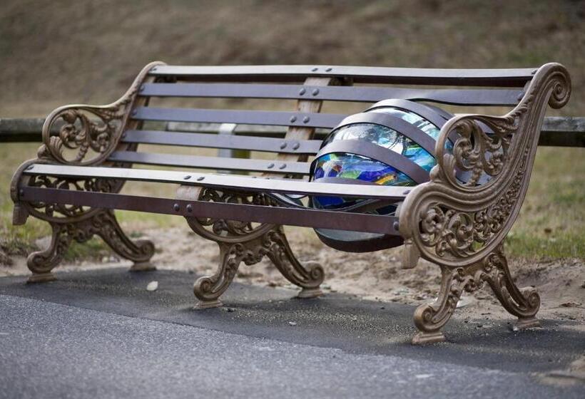 בית מלון כפרי Denewood