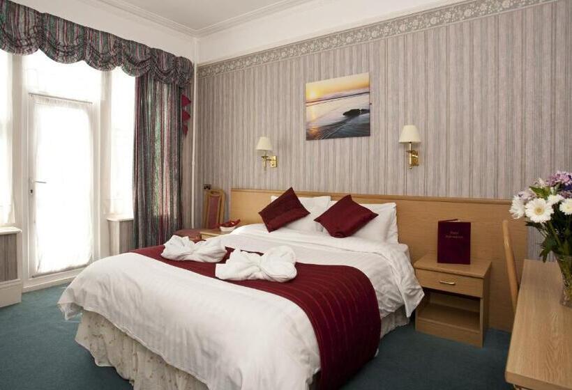 בית מלון כפרי Denewood