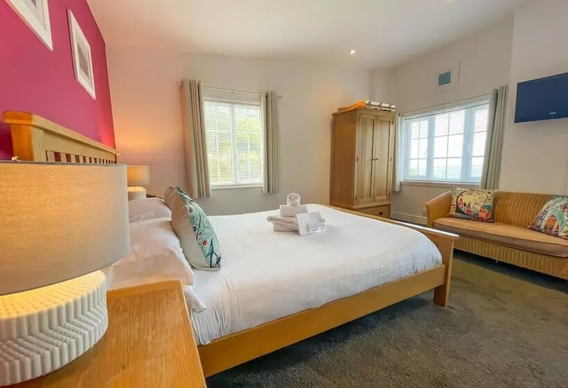 Отель Driftwood Spars