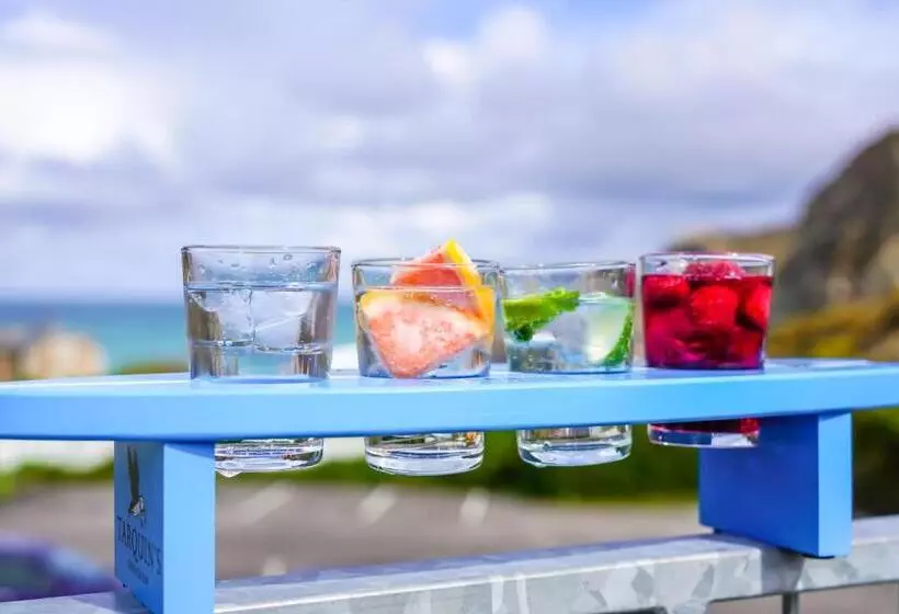 Отель Driftwood Spars