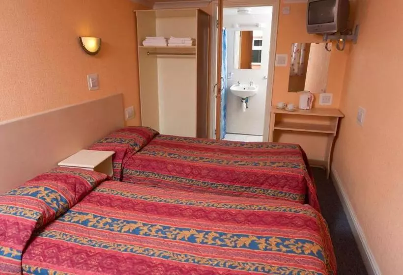 בית מלון כפרי Macdonald