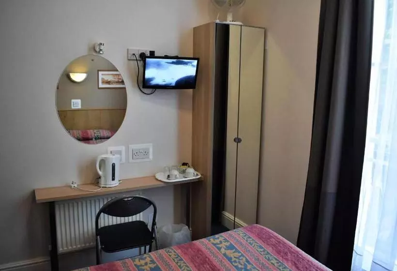 בית מלון כפרי Macdonald